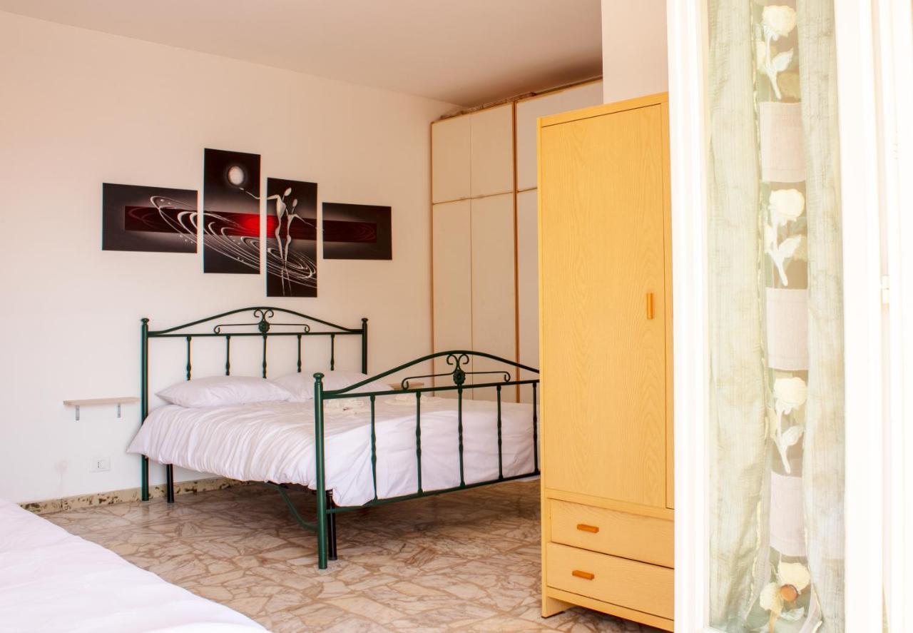 [POSTO AUTO GRATUITO] Relax a 30 metri dal mare Apartment Riva Ligure Bagian luar foto