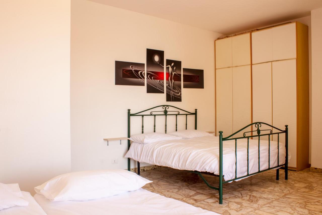 [POSTO AUTO GRATUITO] Relax a 30 metri dal mare Apartment Riva Ligure Bagian luar foto